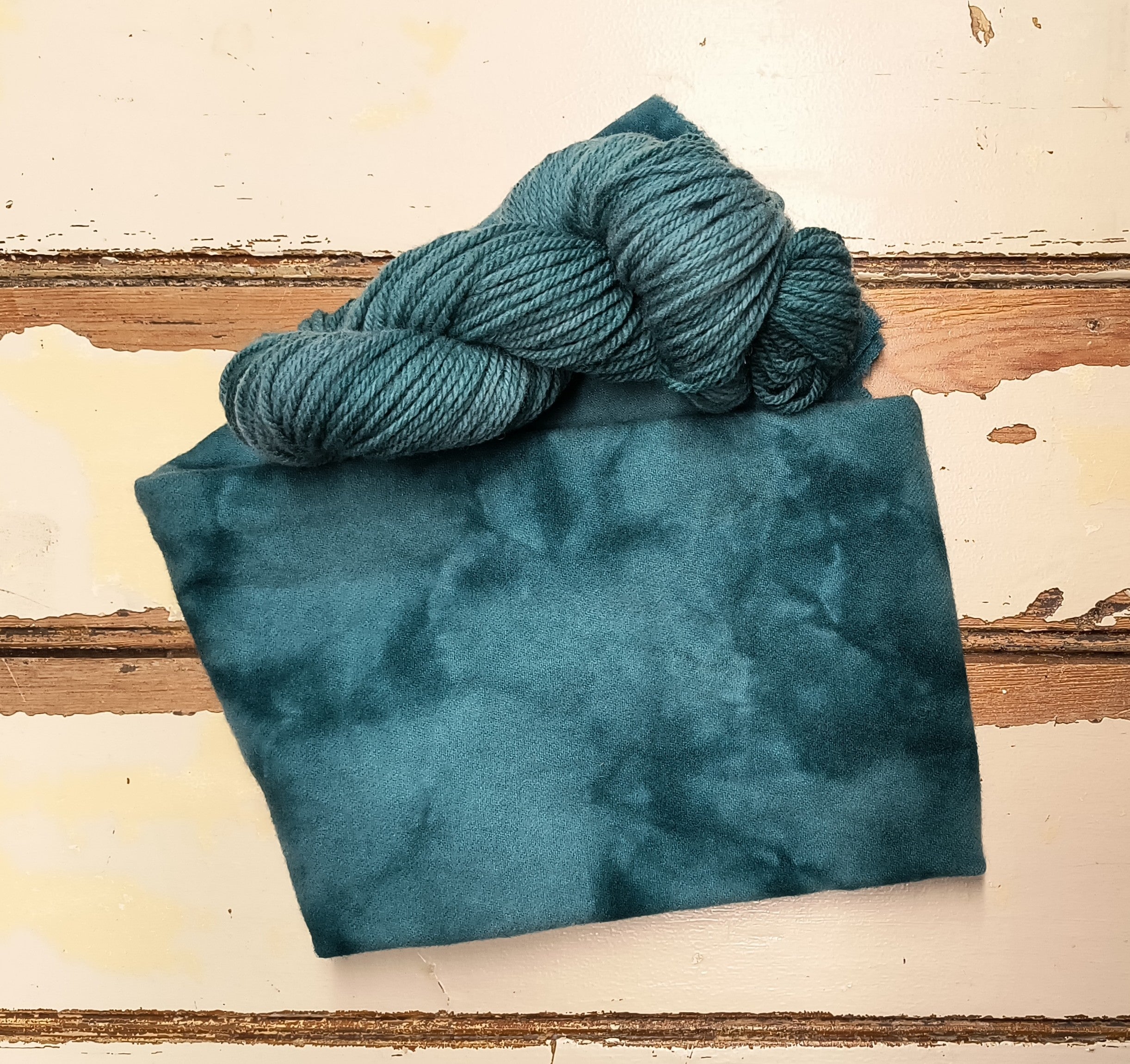 Wool M Mallard 01 M Hand Dyed Wool Yarn – All About Ewe Wool Shop