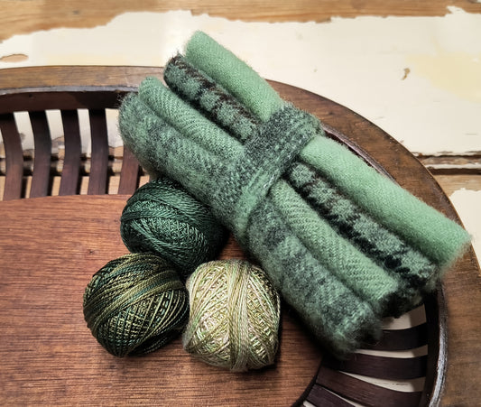 LIMITED EDITION GREEN BUNDLE Hand Dyed Wool