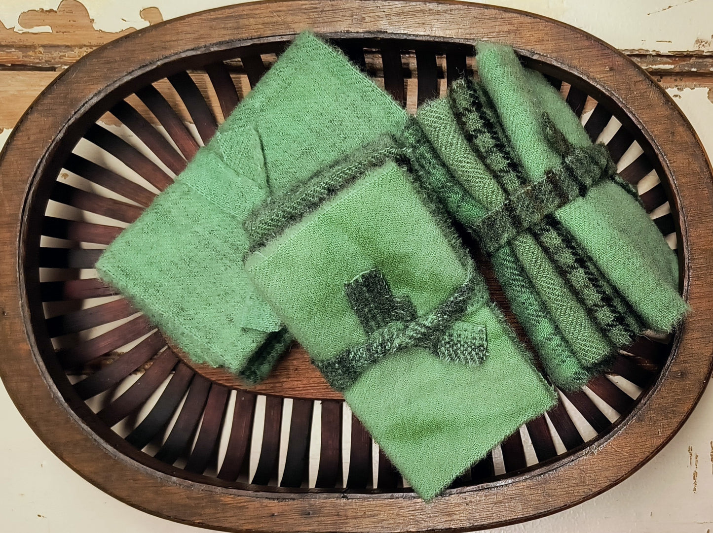 LIMITED EDITION GREEN BUNDLE Hand Dyed Wool