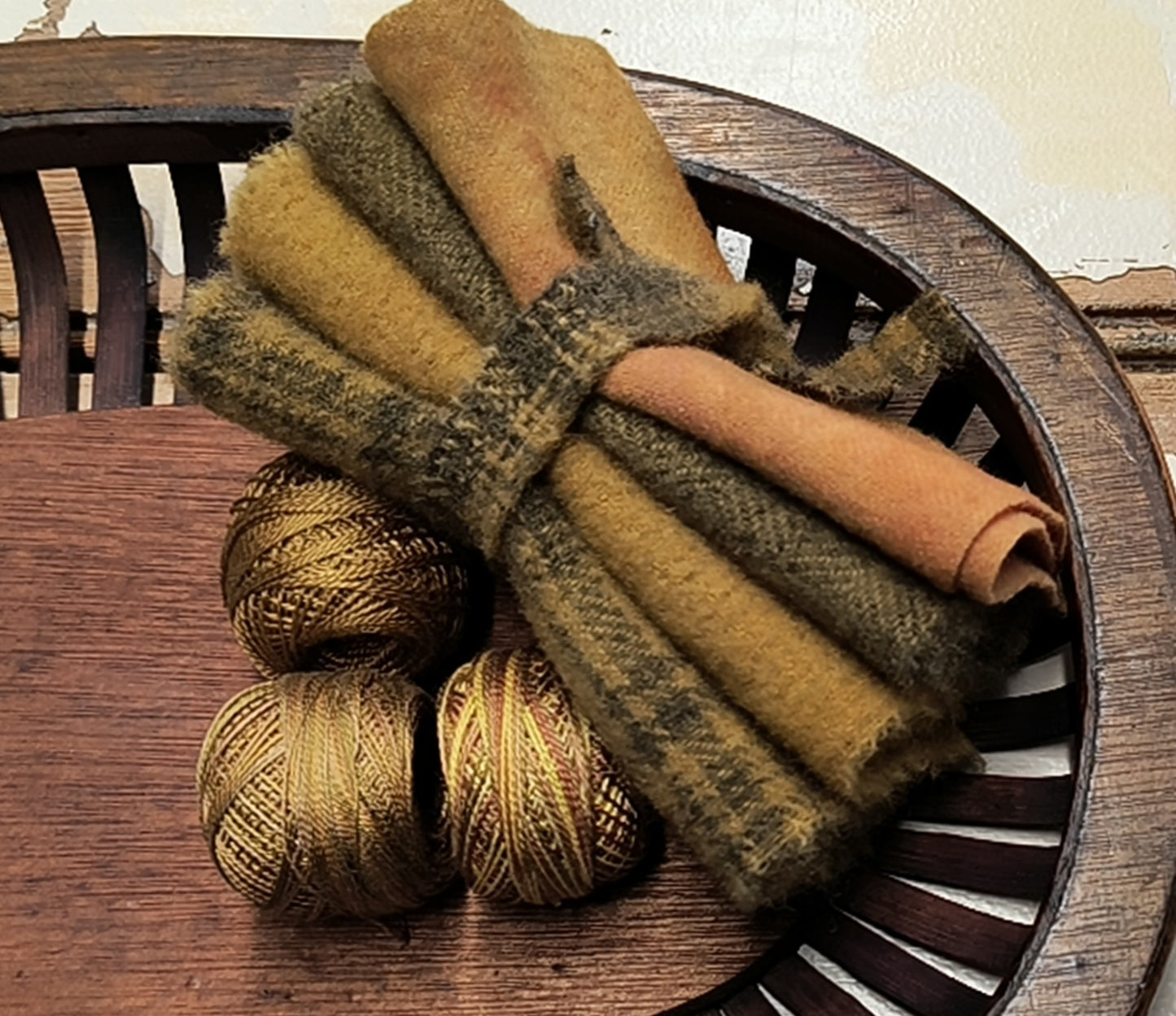 AMBER BUNDLE Hand Dyed Wool