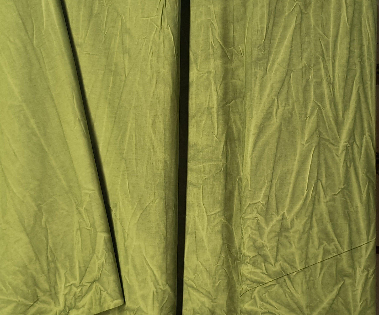 Artichoke Aged Muslin - All About Ewe Wool Shop