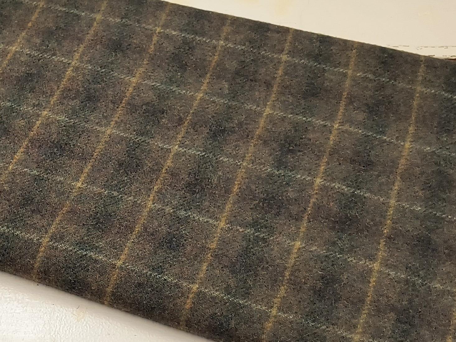 Quarter Yard Wool Off The Bolt | Green 117 - All About Ewe Wool Shop
