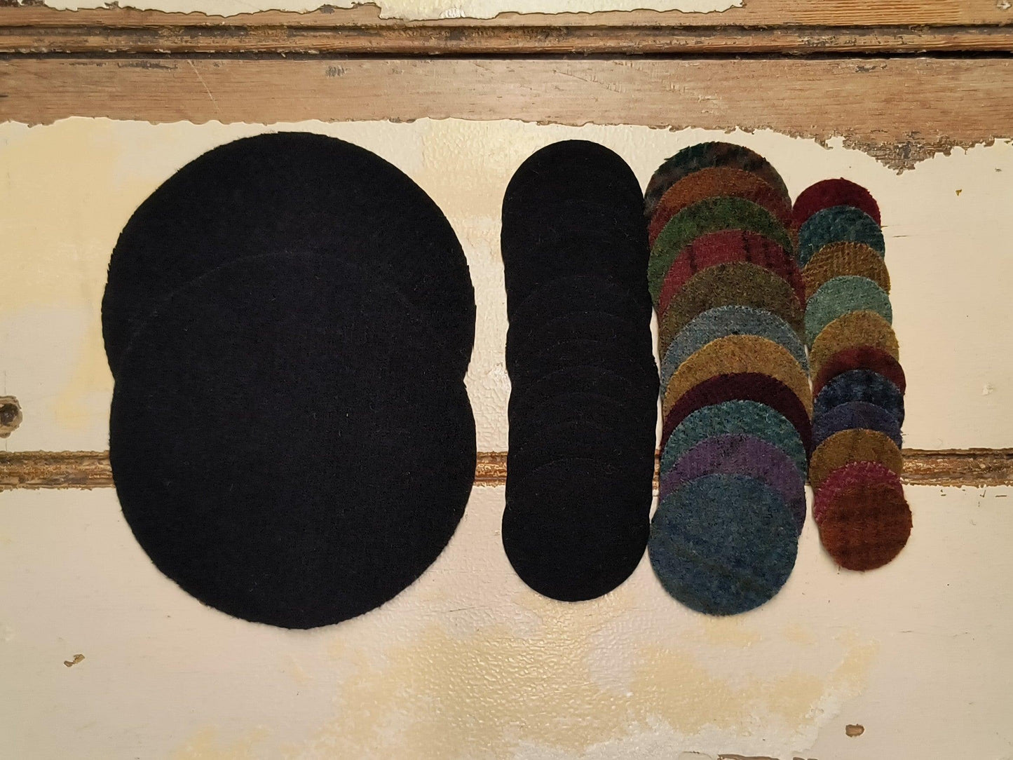 ROUND PENNY Mat Kit | Pre-Cut - All About Ewe Wool Shop