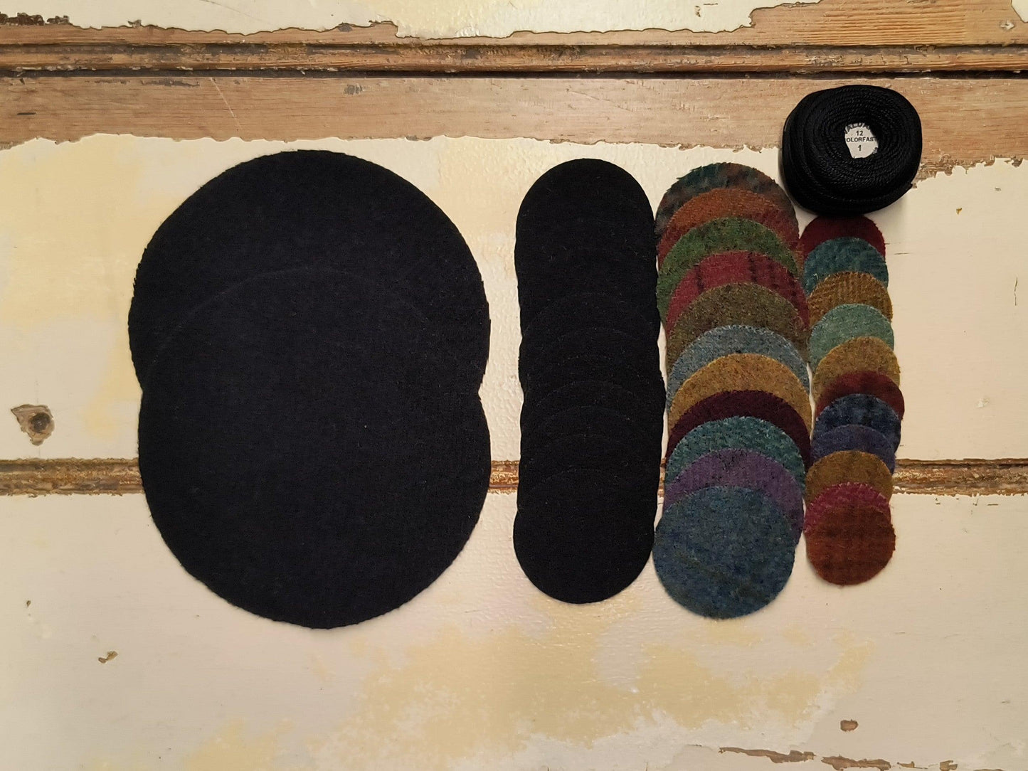 ROUND PENNY Mat Kit | Pre-Cut - All About Ewe Wool Shop