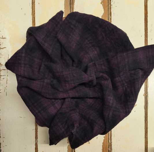 SANGRIA 01 M Hand Dyed Plaid Wool (Dark)