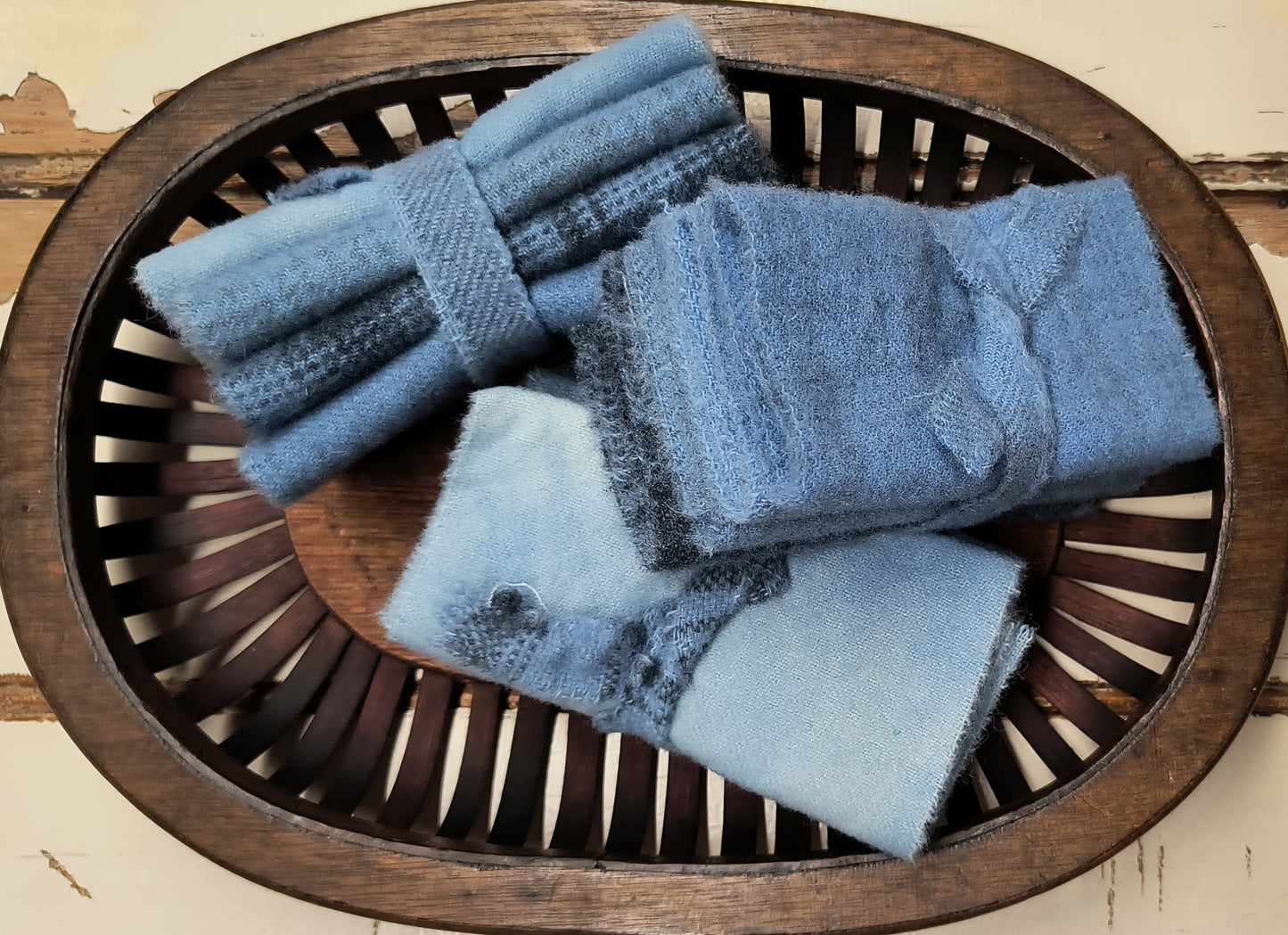BLUEBERRY BUNDLE Hand Dyed Wool