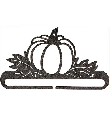 6in Pumpkin Metal Hanger