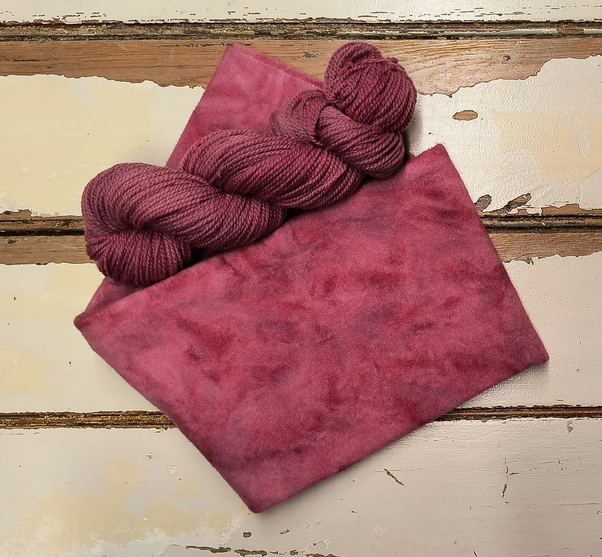 Wine Rose 01 M Hand Dyed Wool Yarn (Wholesale)