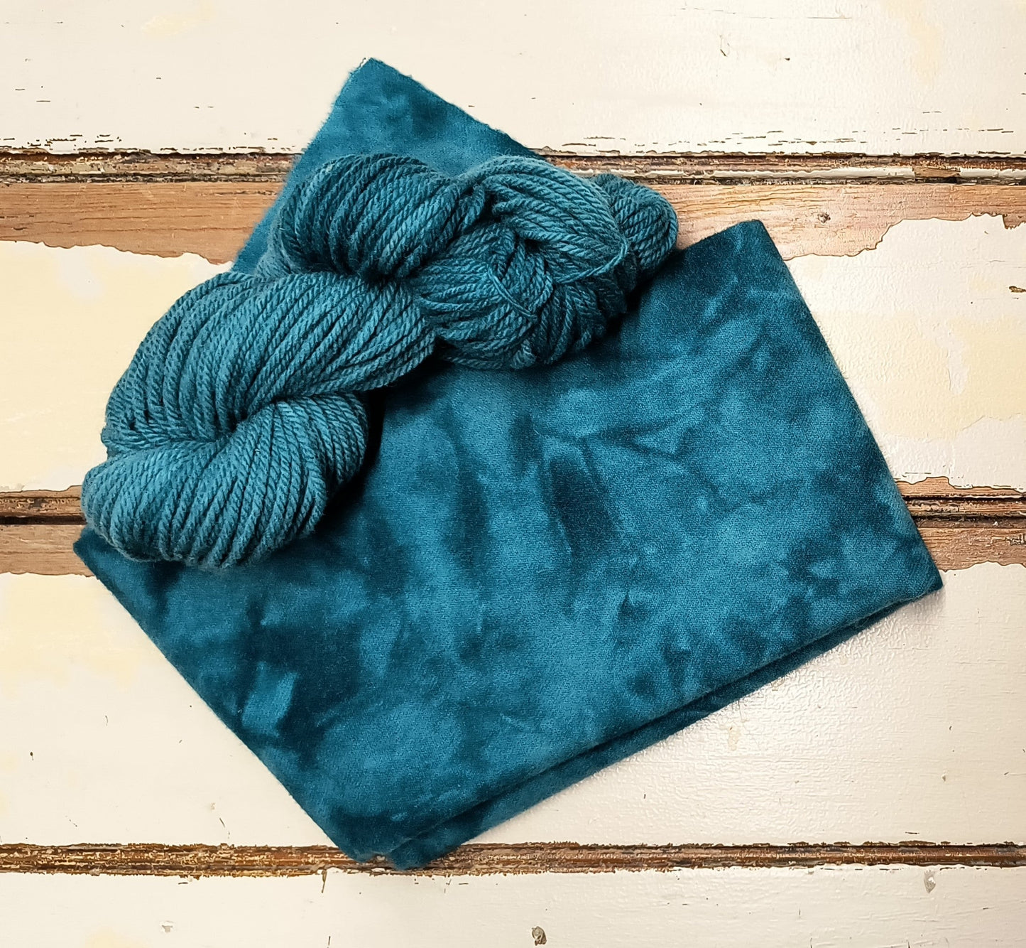 Heritage 01 M Hand Dyed Wool Yarn (Wholesale)