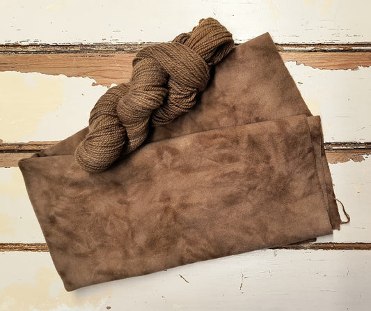 Chocolate 01 M Hand Dyed Wool Yarn (Wholesale)