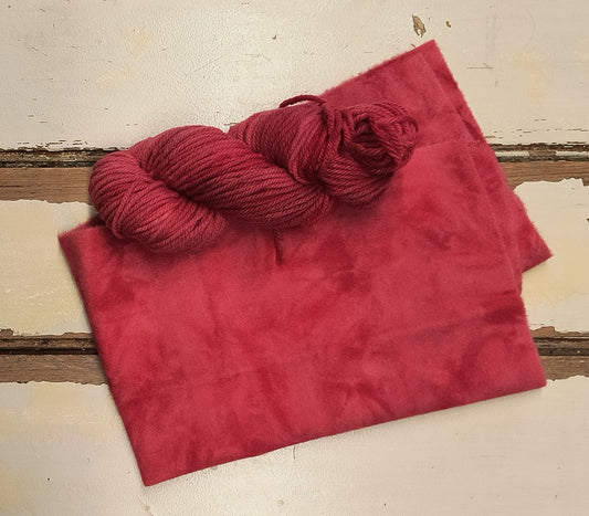 Turkey Red 01 M Hand Dyed Wool Yarn (Wholesale)