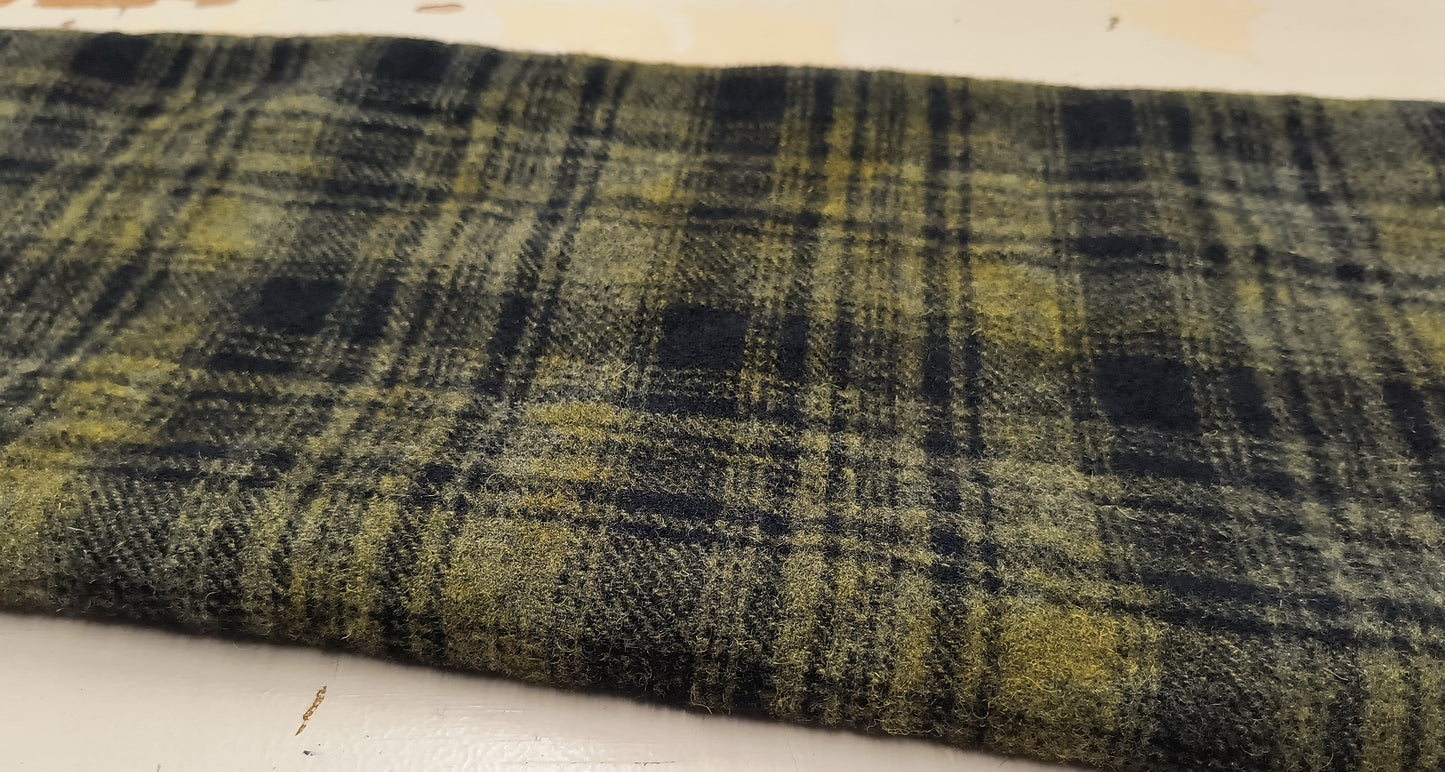 YELLOW Hand Dyed Plaid Wool (Dark) (Wholesale)