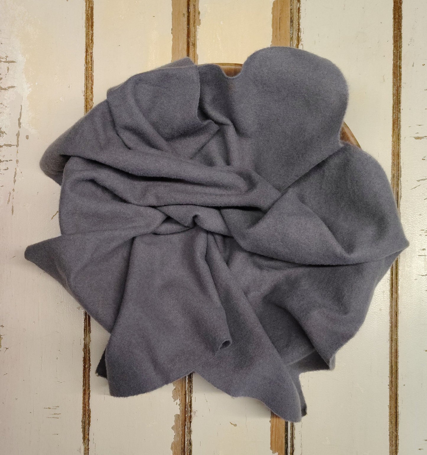 OLD SMOKE 01 P Hand Dyed Wool (Wholesale)