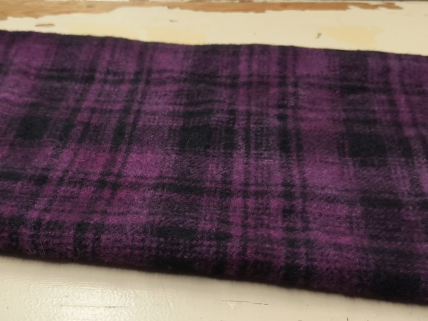 RED VIOLET Hand Dyed Plaid Wool (Dark) (Wholesale)