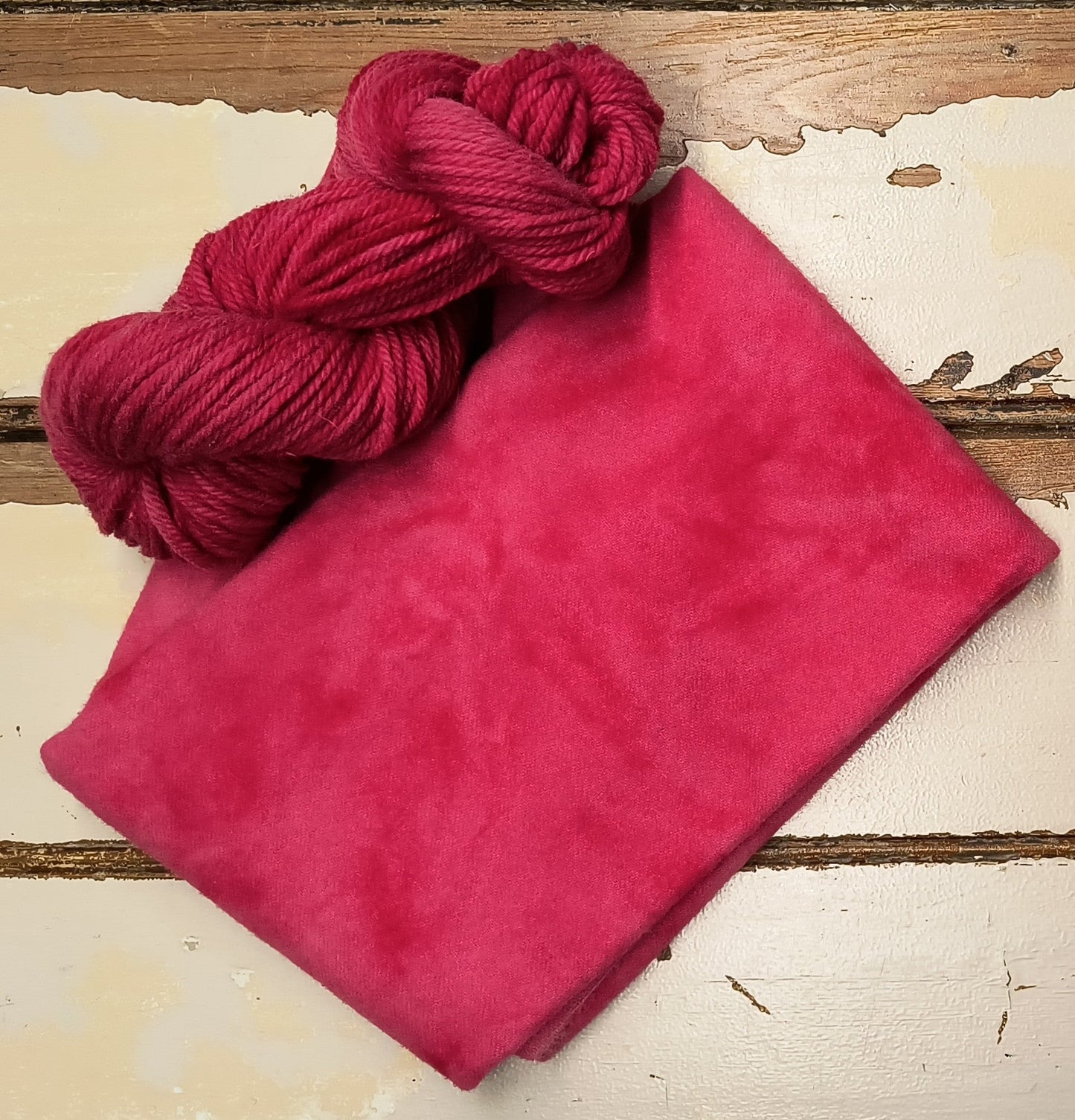 Hawaiian Punch 01 M Hand Dyed Wool Yarn (Wholesale)