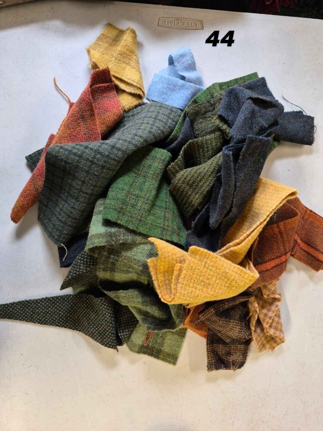 Wool Grab Bag 1lb