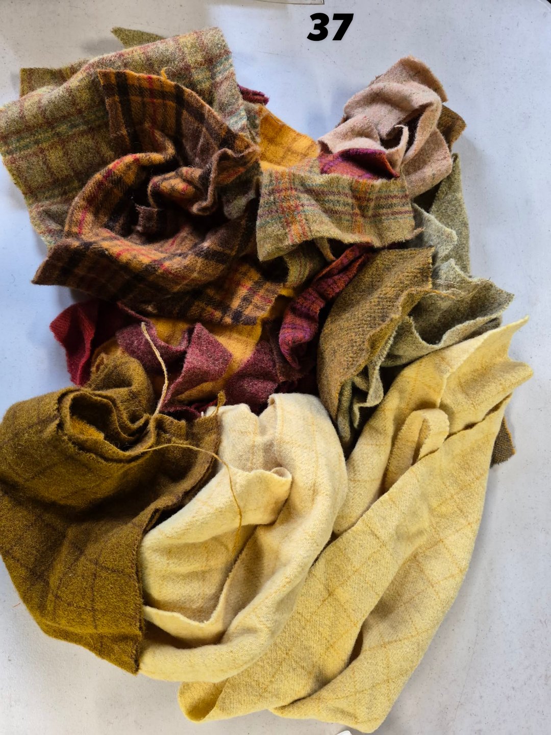 Wool Grab Bag 1lb