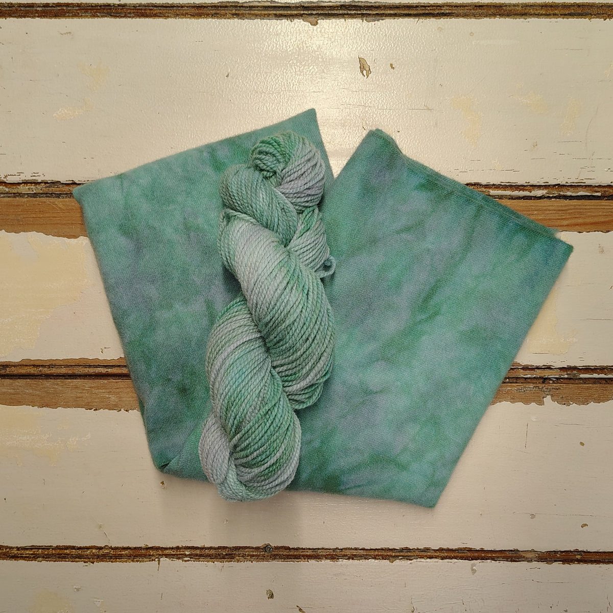 Sea Moss 03 M Hand Dyed Wool Yarn
