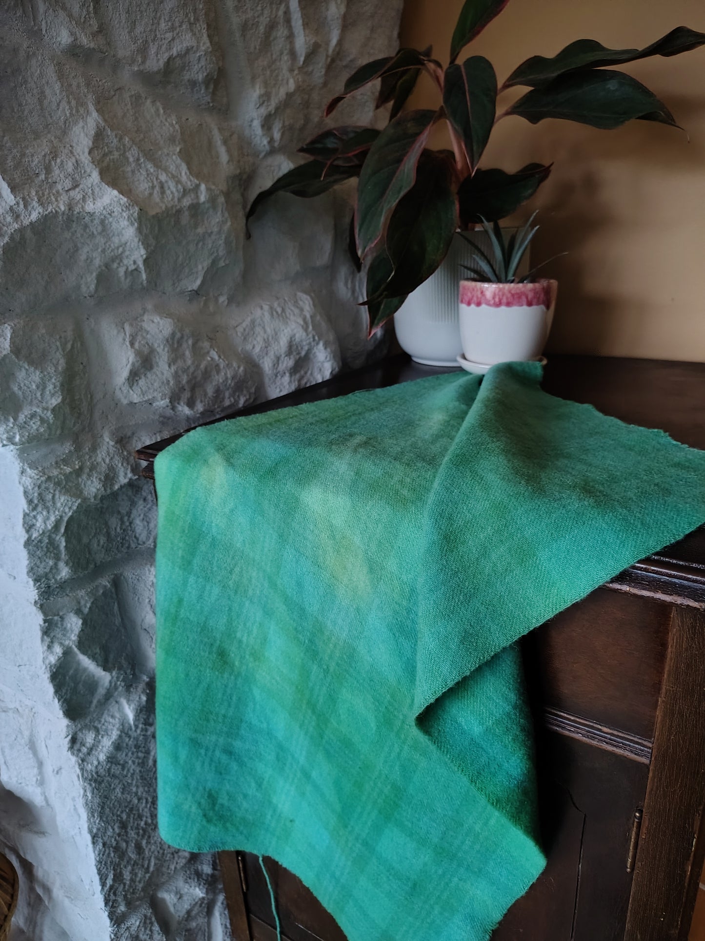 Hand Dyed Quarter Yard CW Ivy