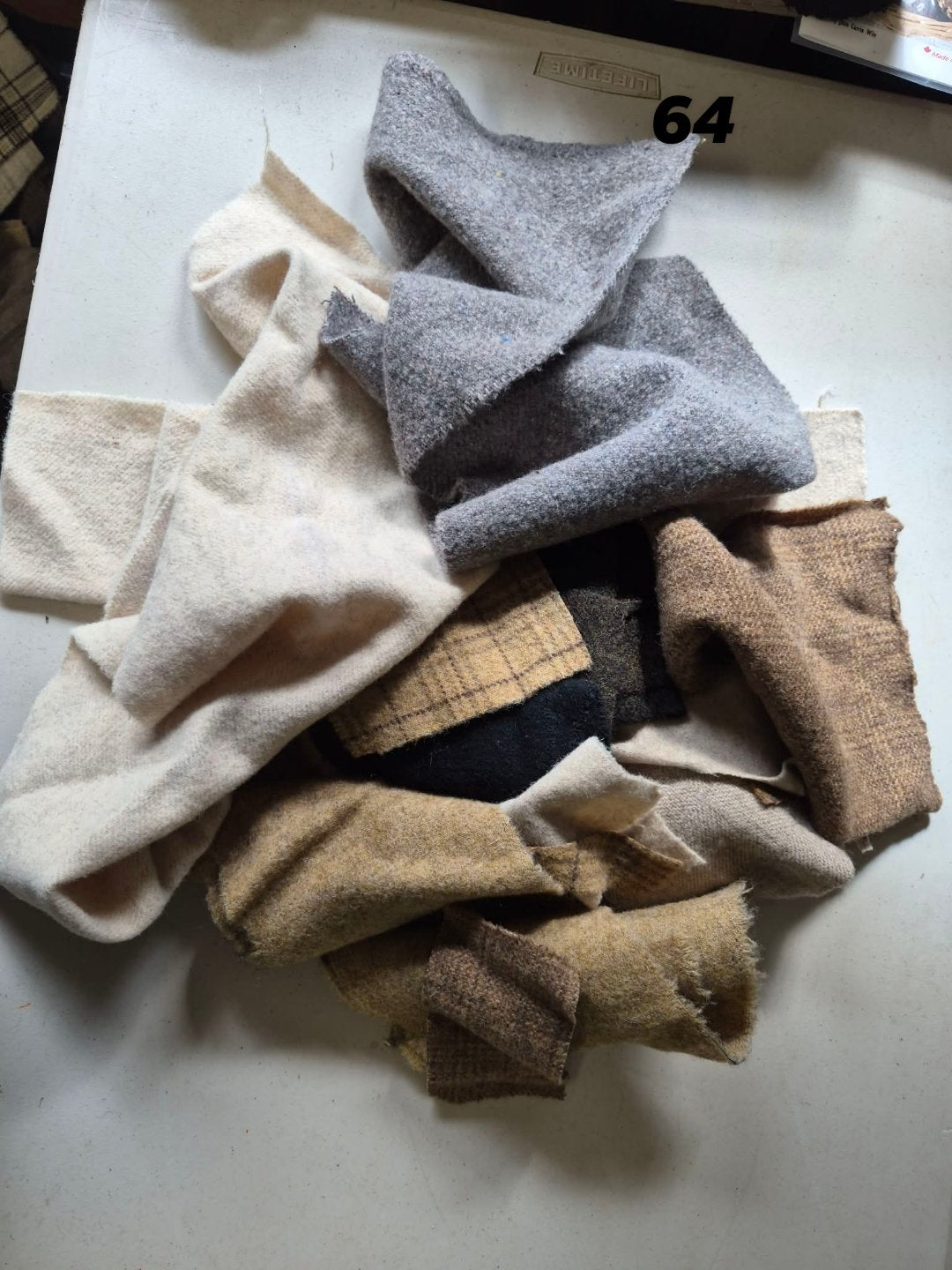 Wool Grab Bag 1lb