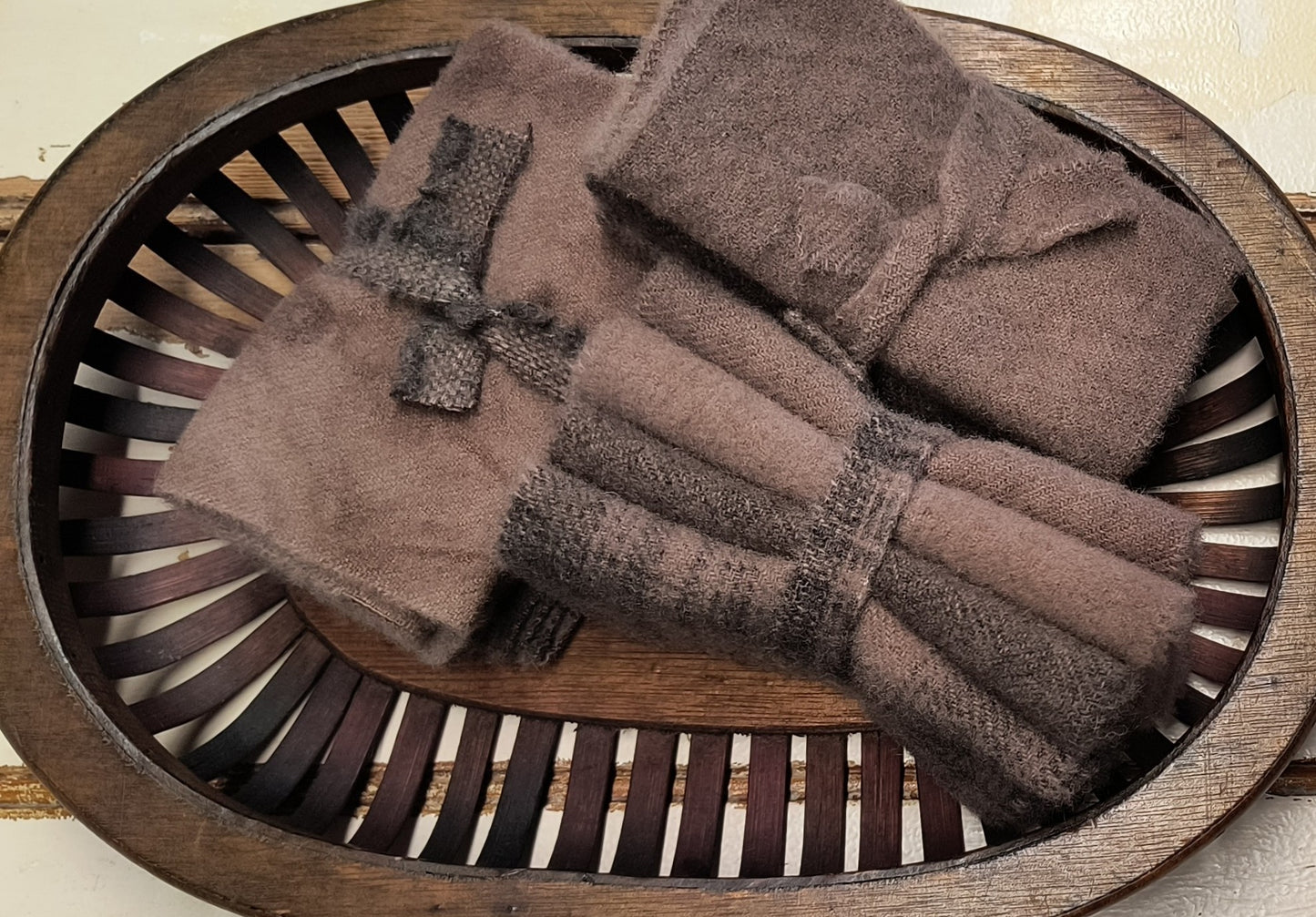 SEAL BROWN BUNDLE Hand Dyed Wool