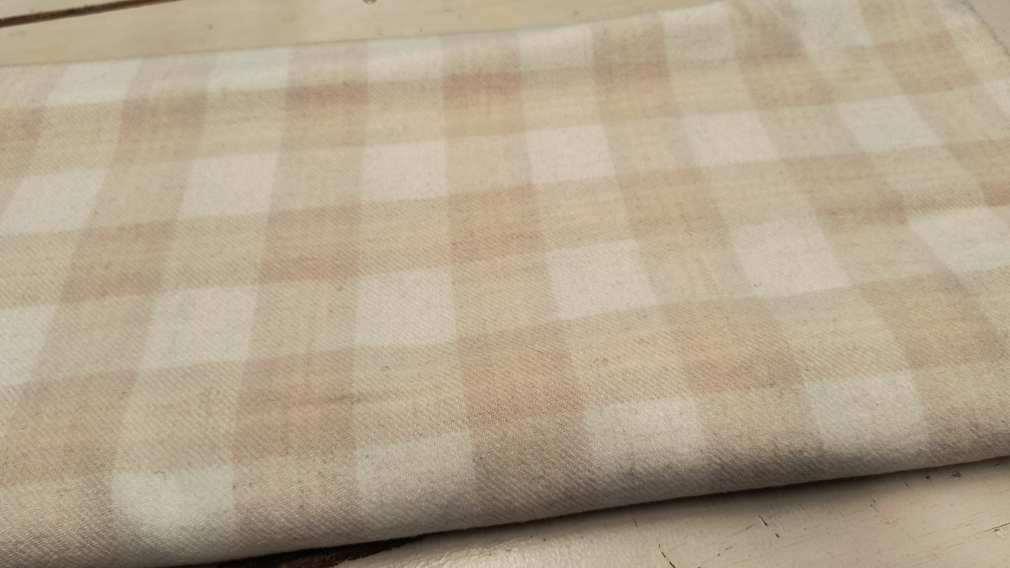 Hand Dyed Quarter Yard CW Ivy