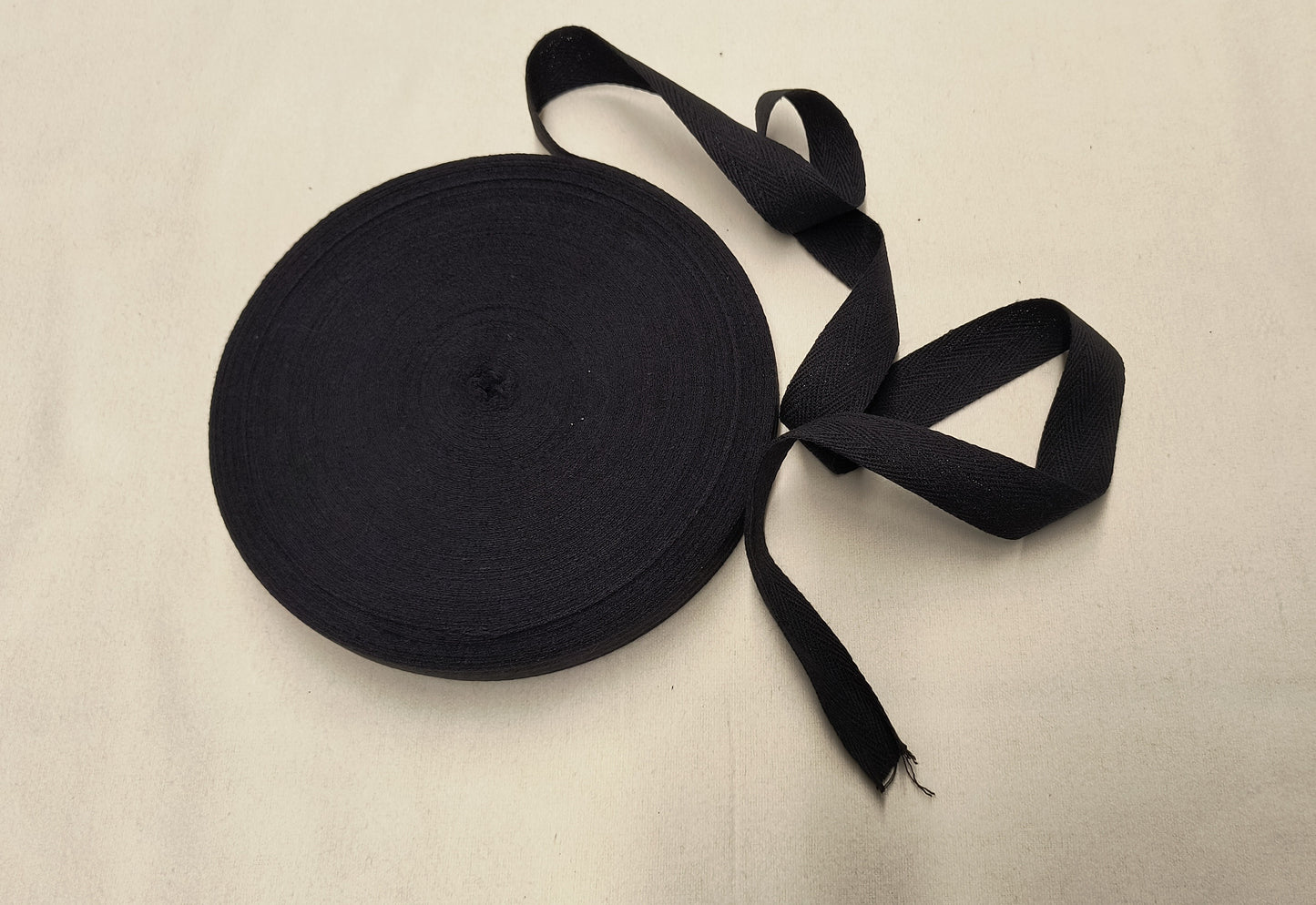 Binding - Black