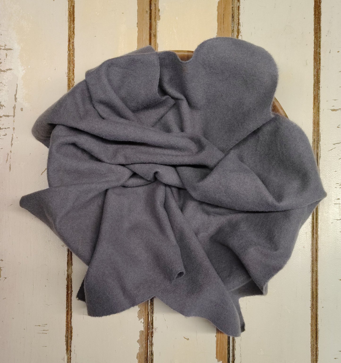OLD SMOKE 01 P Hand Dyed Wool