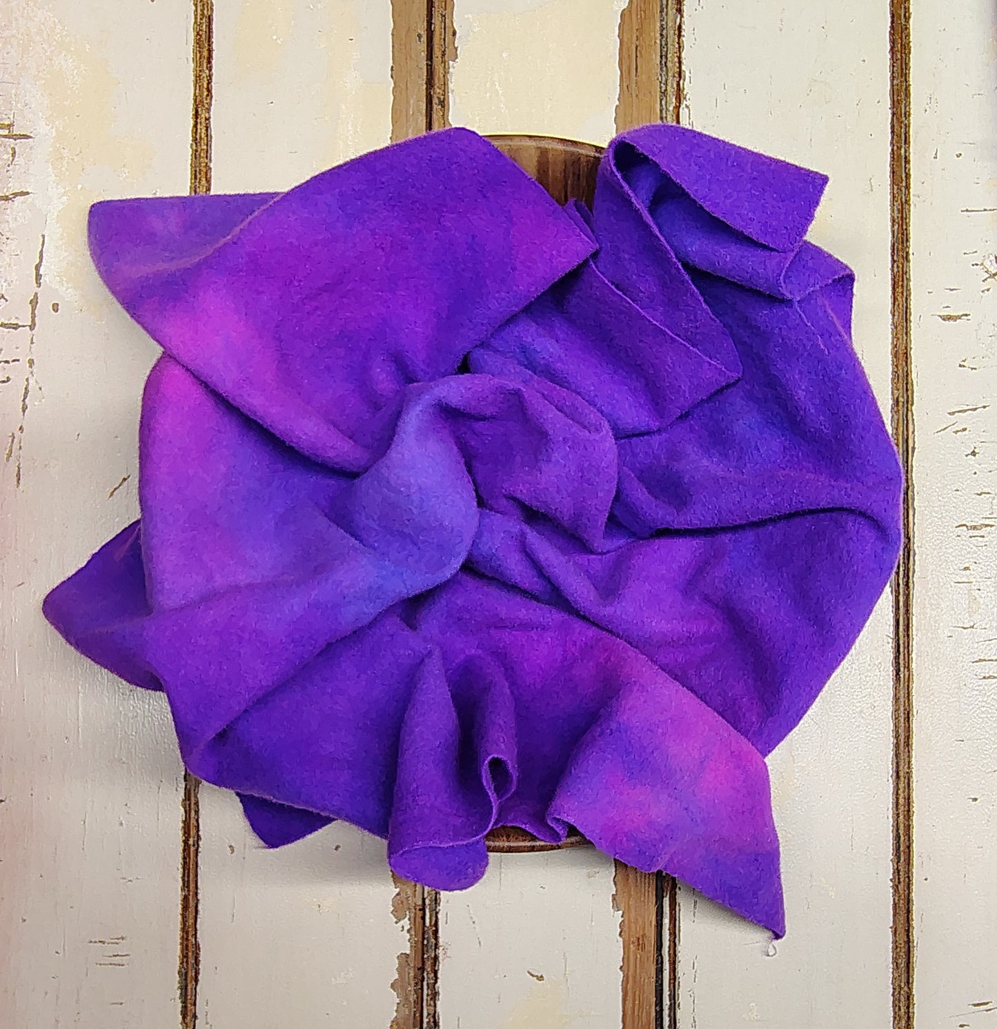 Poppin' Purple  01 P Hand Dyed Wool