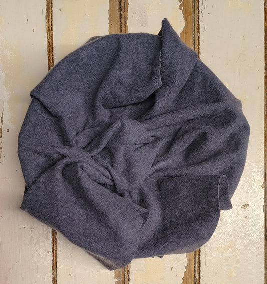 JET BLACK 01 P Hand Dyed Wool