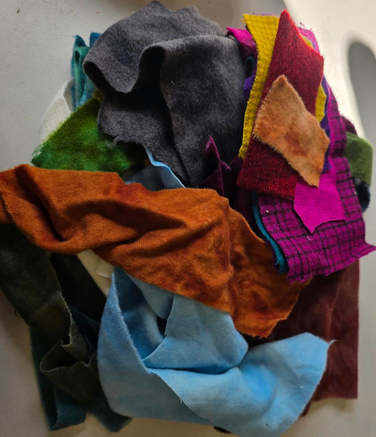 Hand Dyed Wool Grab Bag 1lb