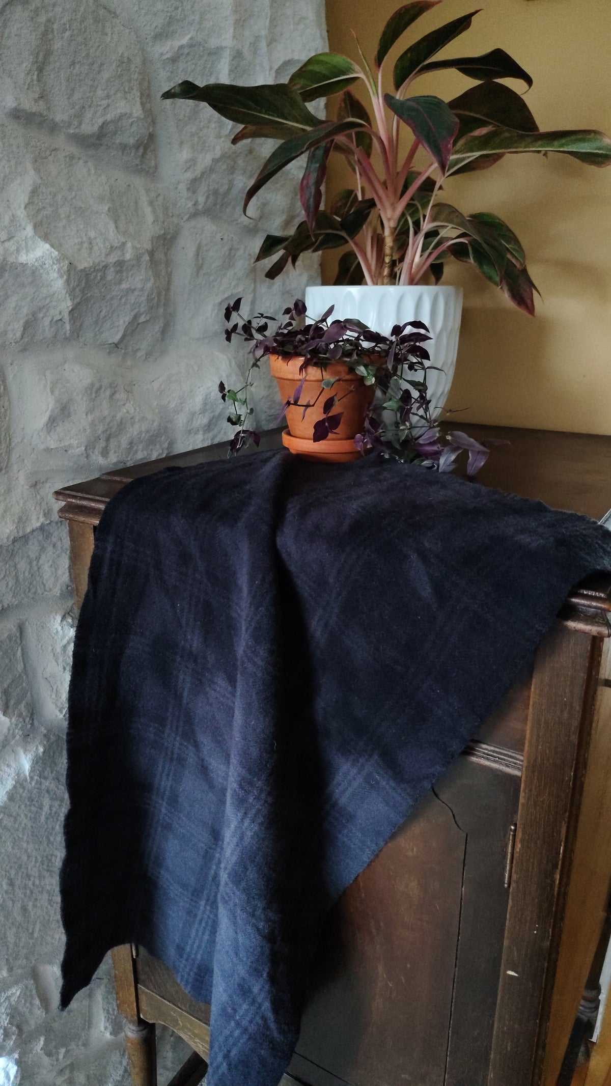 #33 Hand Dyed Quarter Yard