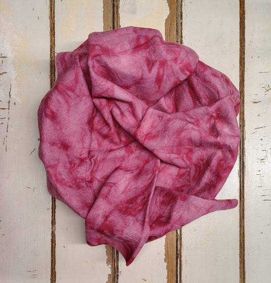 WINE ROSE 02 M Hand Dyed Wool
