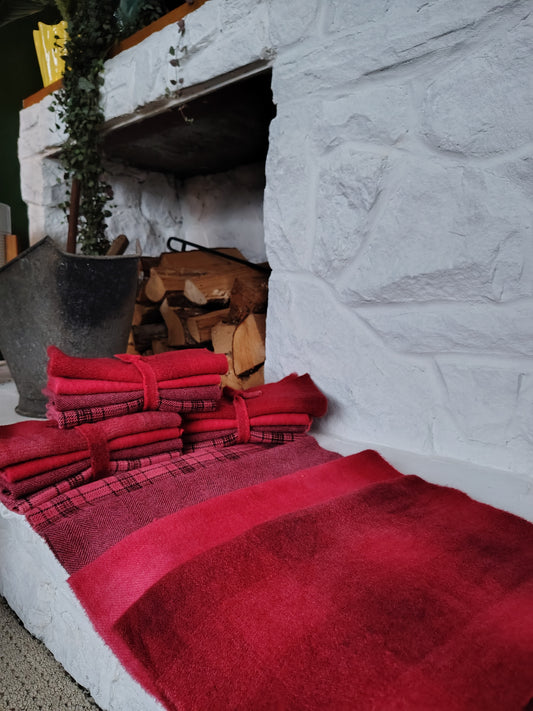 Chili Pepper Hand Dyed Wool Fat Eighth Bundle