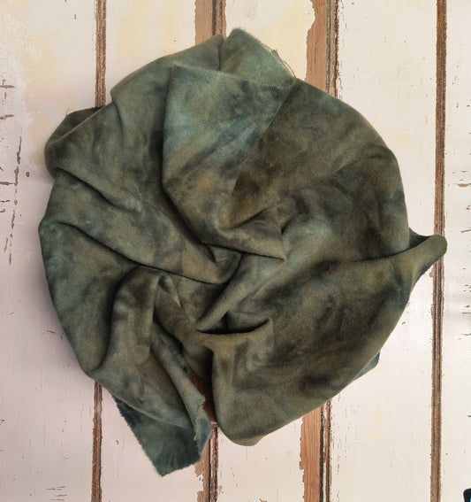 OLIVE DRAB 00 M Hand Dyed Wool
