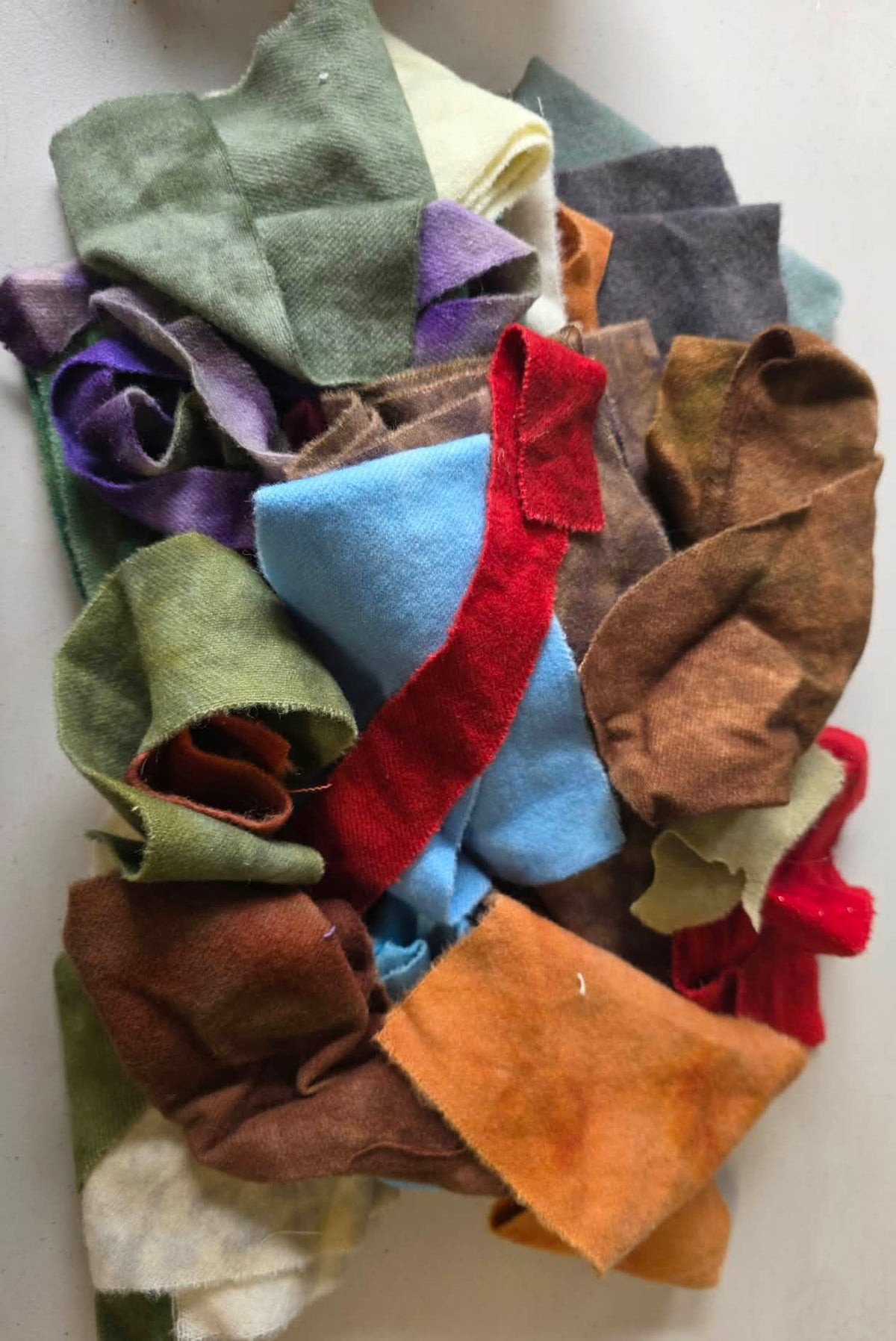Hand Dyed Wool Grab Bag 1lb