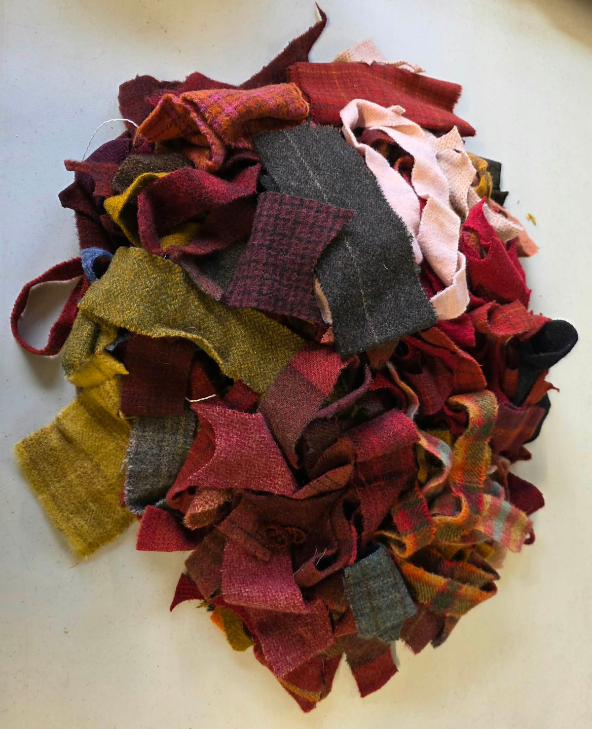 Wool Scraps Grab Bag 1lb