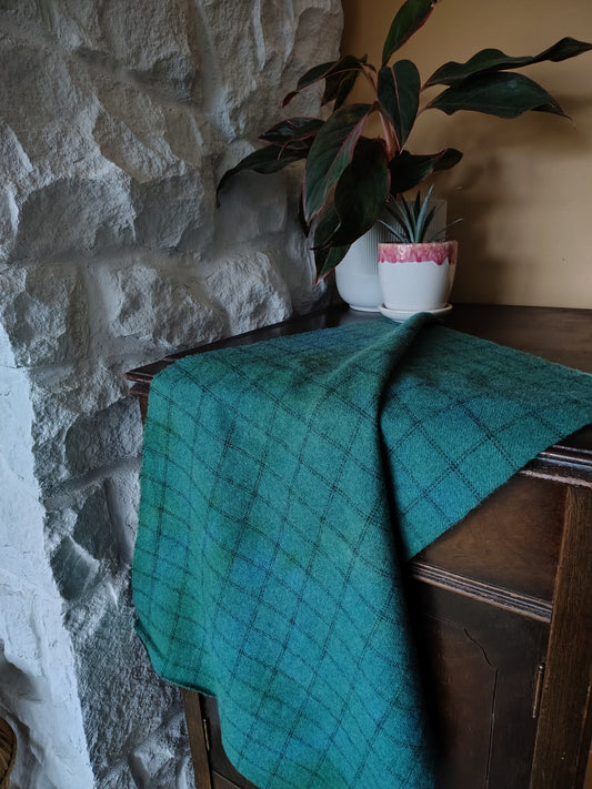 Hand Dyed Quarter Yard BWP Ivy