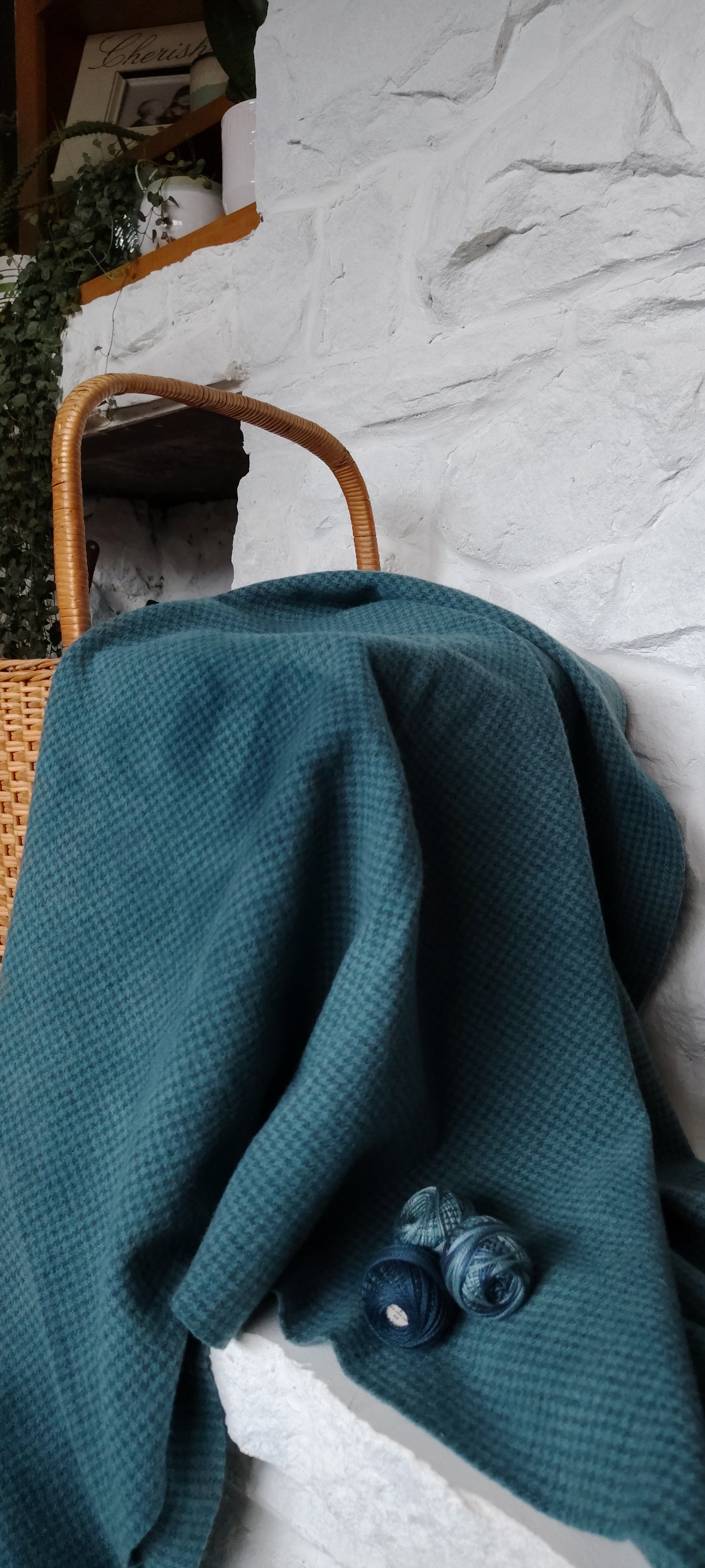 Teal Hand Dyed Houndstooth Wool