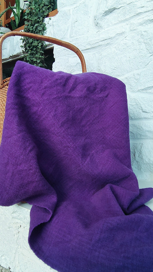 Brilliant Violet Hand Dyed GnP Wool (Wholesale)