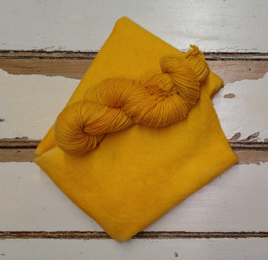 Orange Peel 01 M Hand Dyed Wool Yarn