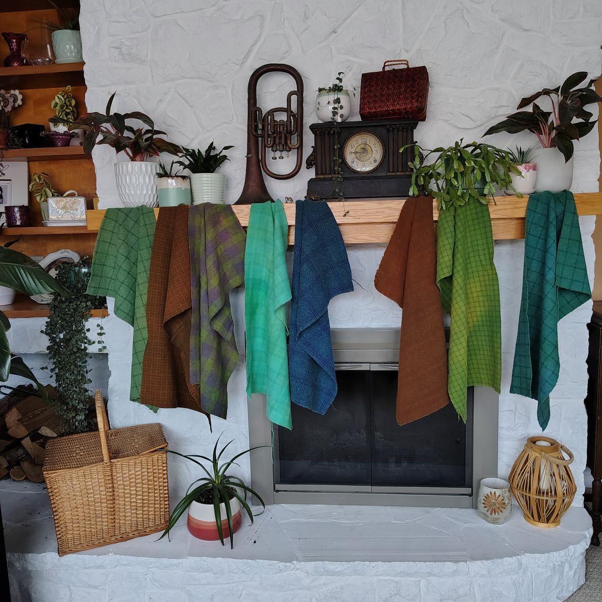 FREE GIFT Hand Dyed Wool