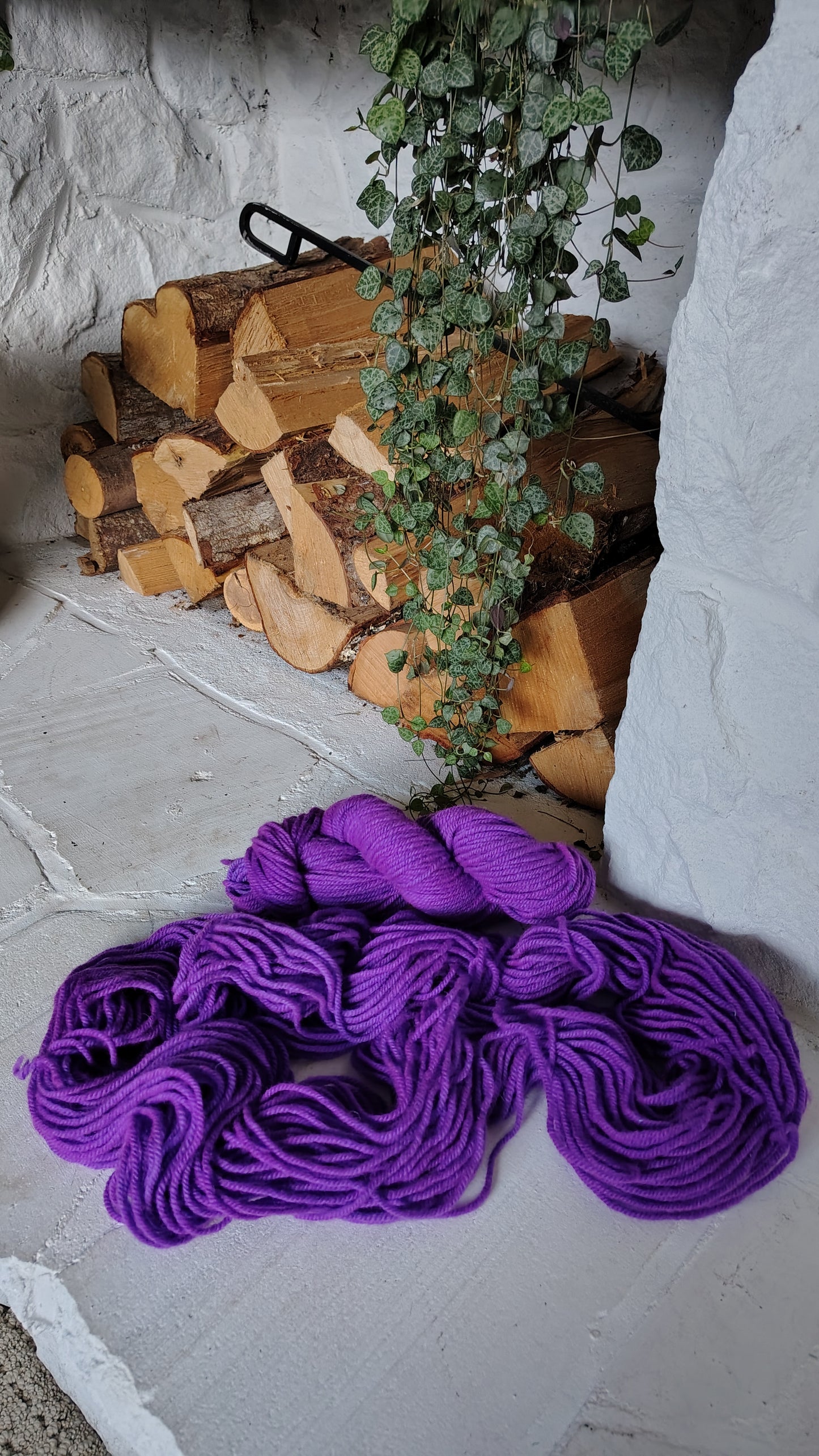 Poppin' Purple 01 M Hand Dyed Wool Yarn