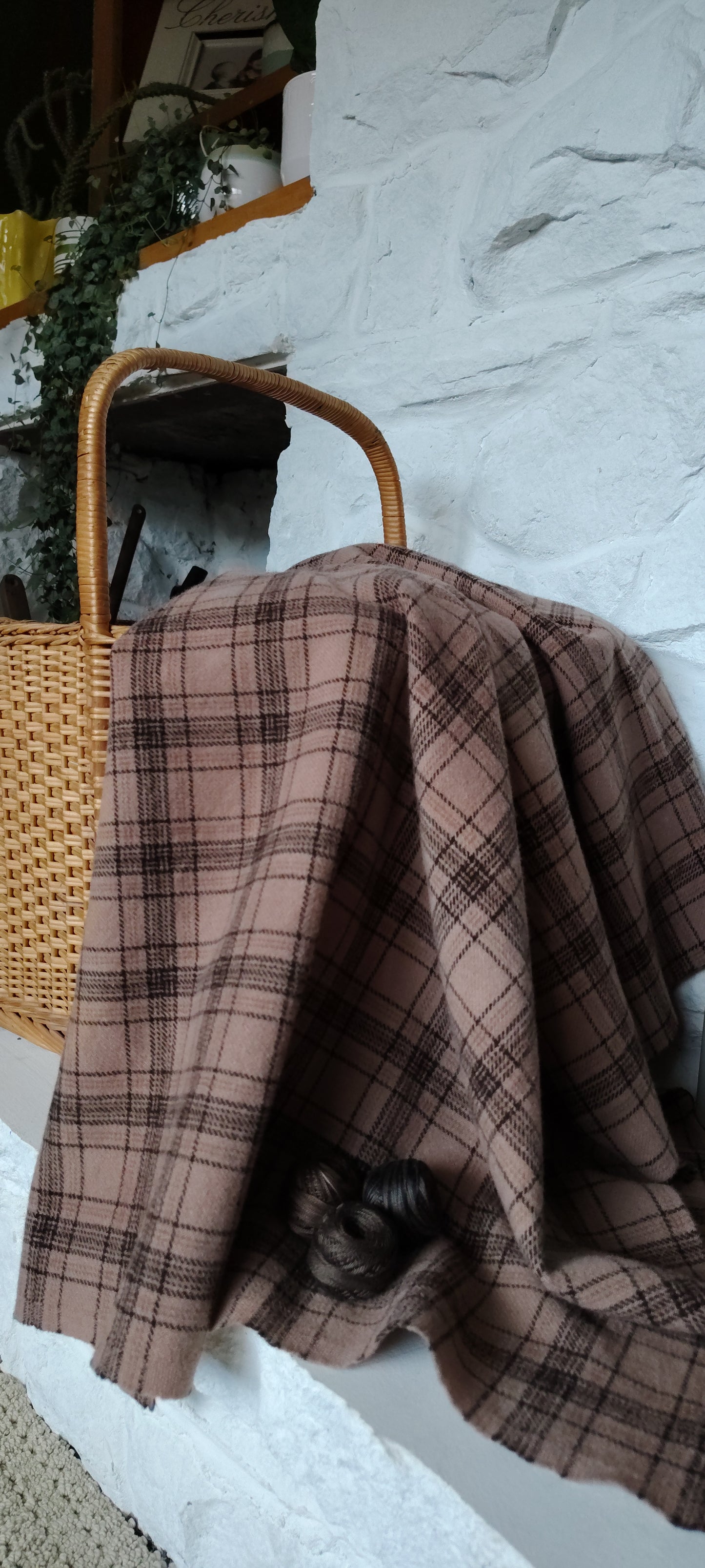 Seal Brown Hand Dyed Glen Plaid Wool