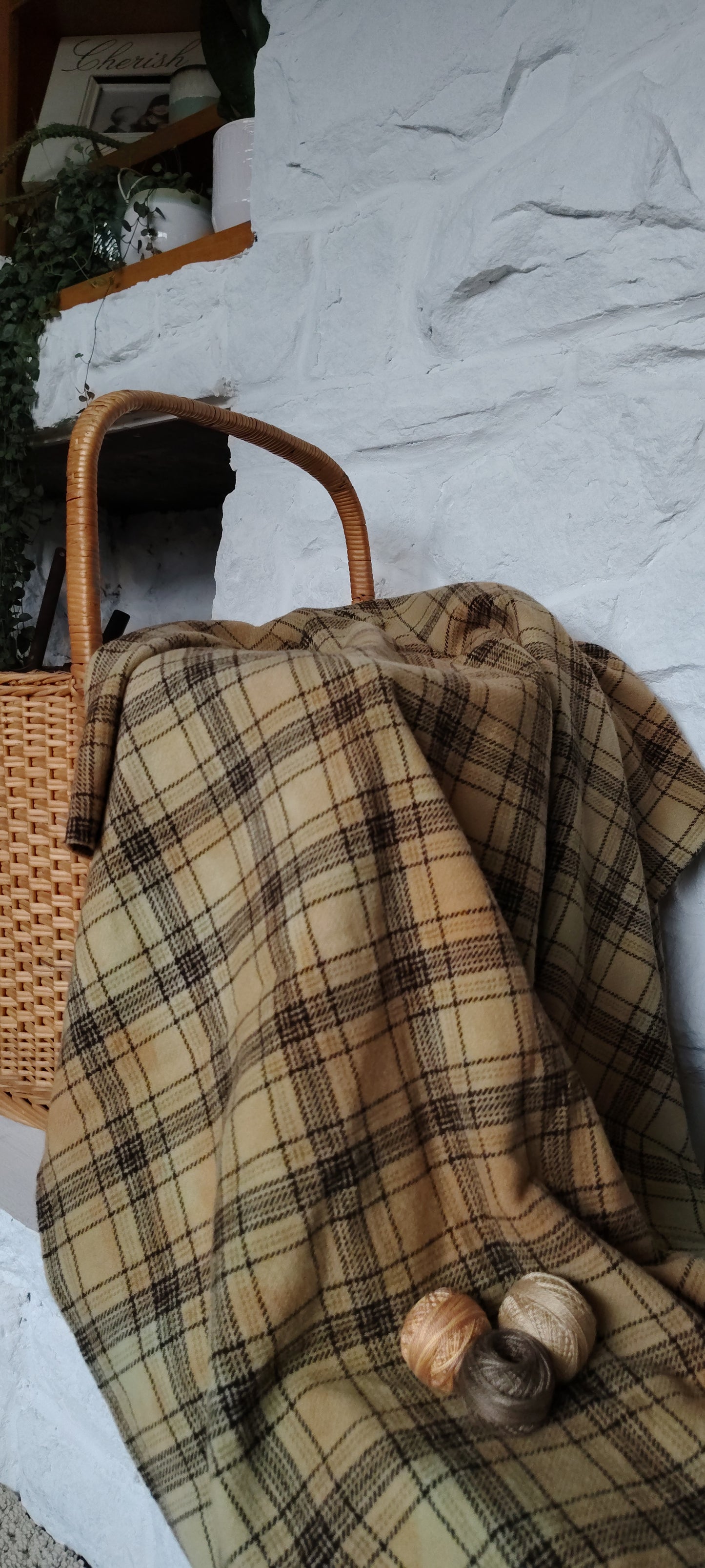 Tan Hand Dyed Glen Plaid Wool
