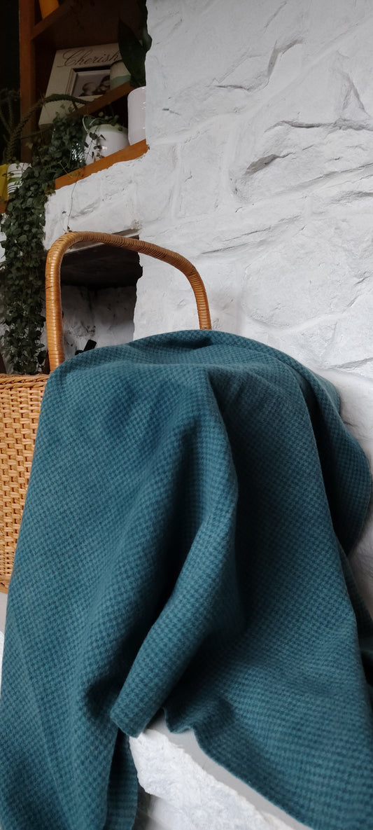 Teal Hand Dyed Houndstooth Wool