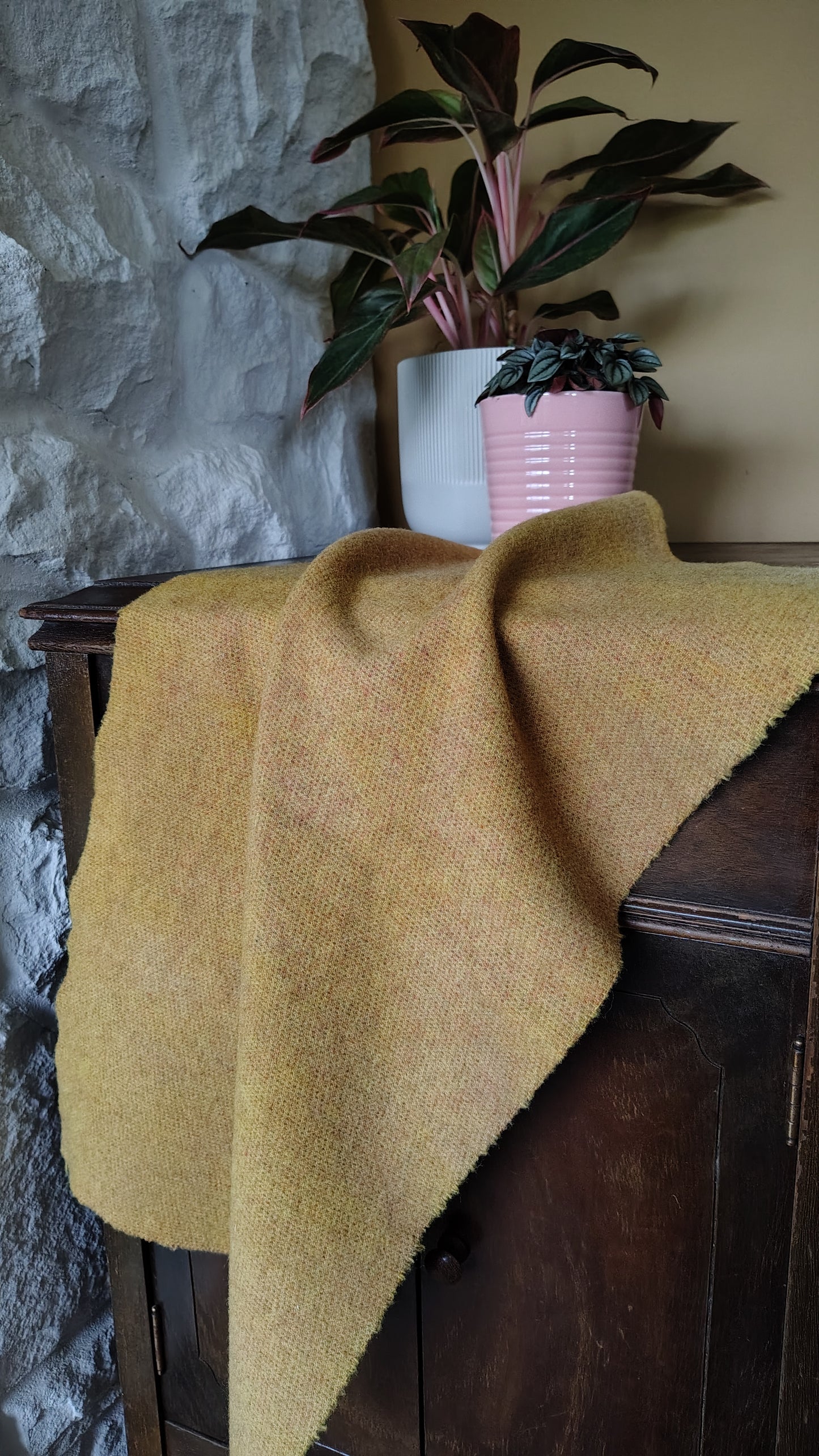 PF Gold Hand Dyed Quarter Yard