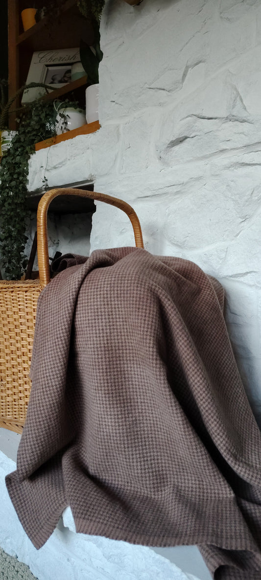 Seal Brown Hand Dyed Houndstooth Wool