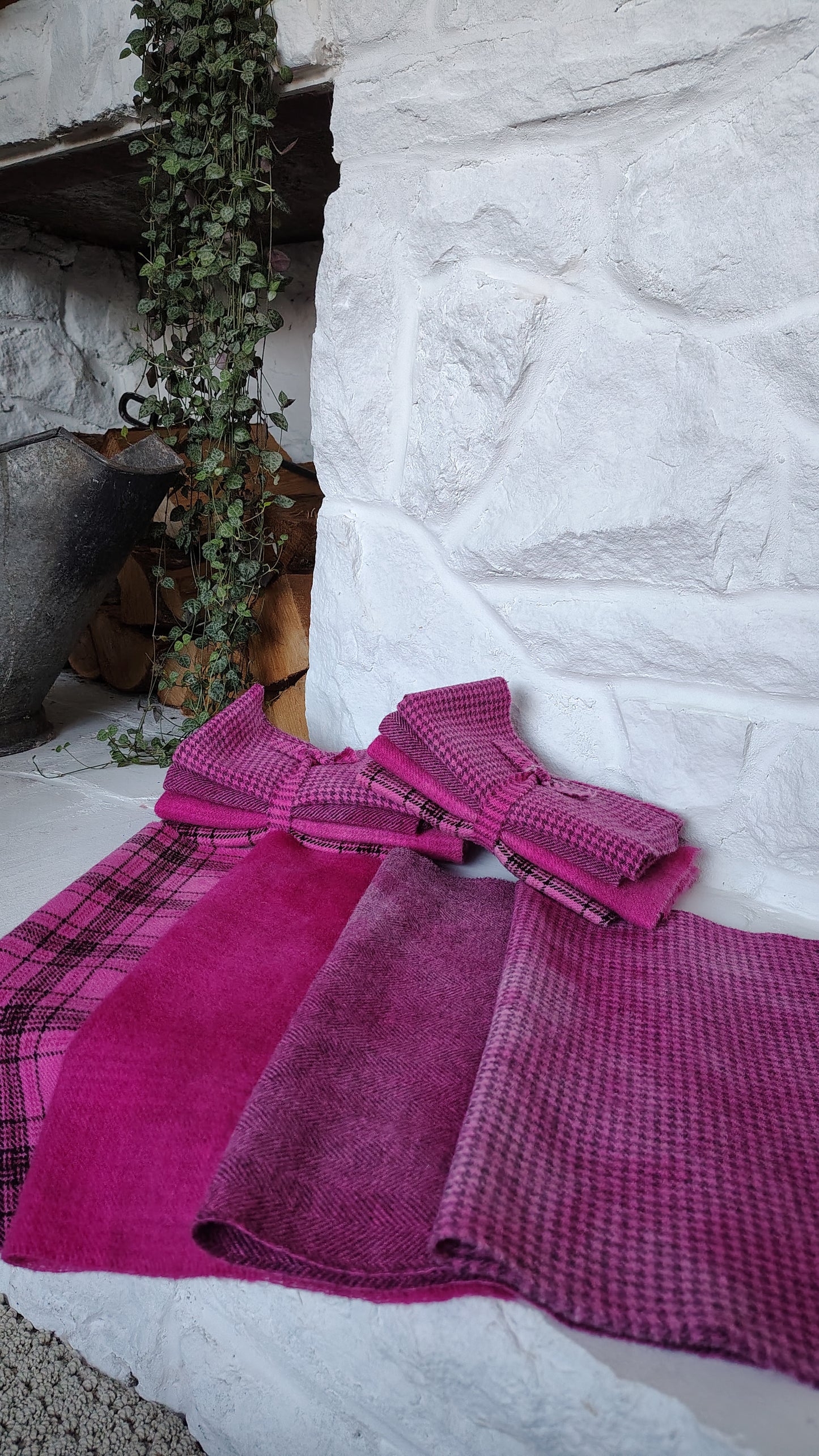Raspberry Sorbet Hand Dyed Wool Fat Eighth Bundle