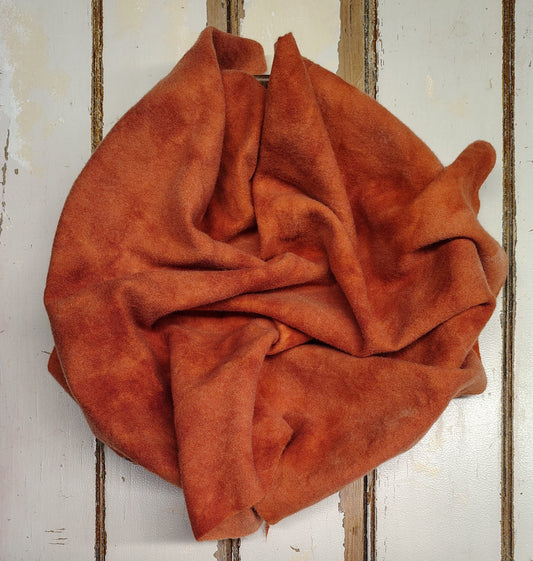 TIGER LILY 00 M Hand Dyed Wool